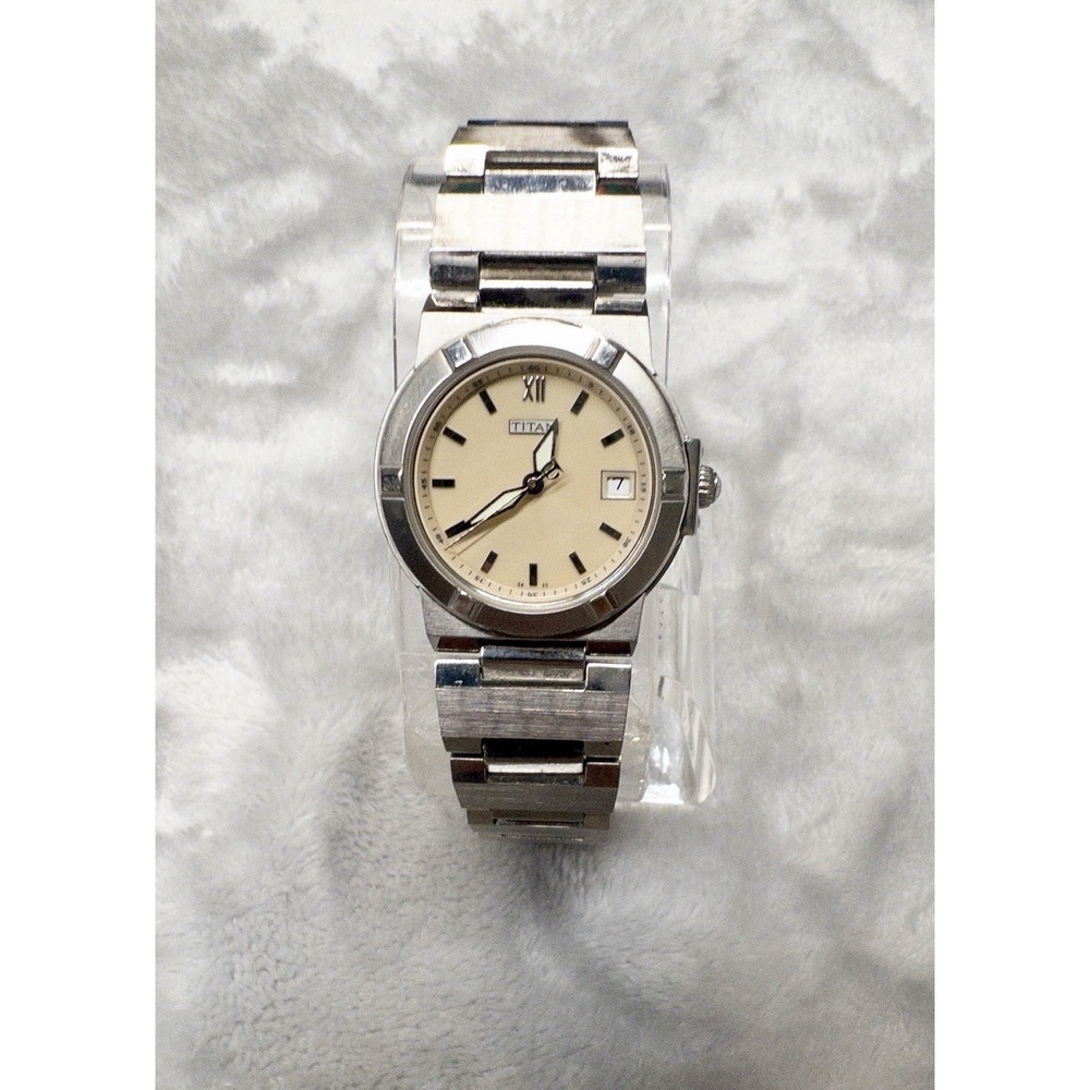 Vtg Titan Silver 29mm Watch New Battery Date Indicator Fits 6.5 Wrist